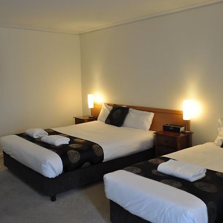 Albury Burvale Motor Inn Extérieur photo