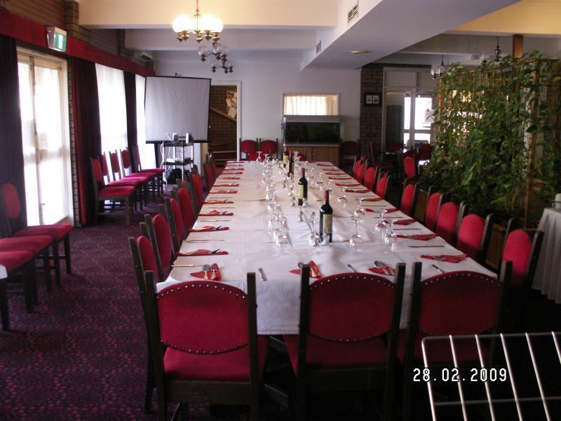 Albury Burvale Motor Inn Extérieur photo