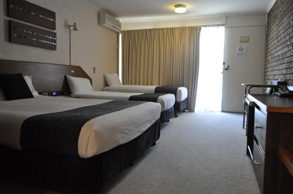 Albury Burvale Motor Inn Extérieur photo