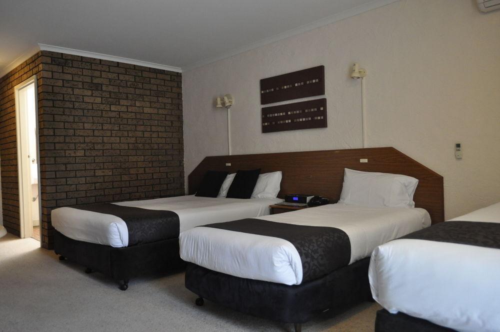 Albury Burvale Motor Inn Extérieur photo
