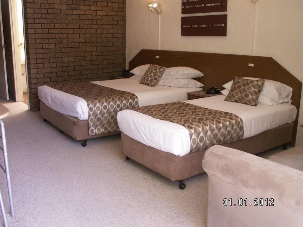 Albury Burvale Motor Inn Extérieur photo
