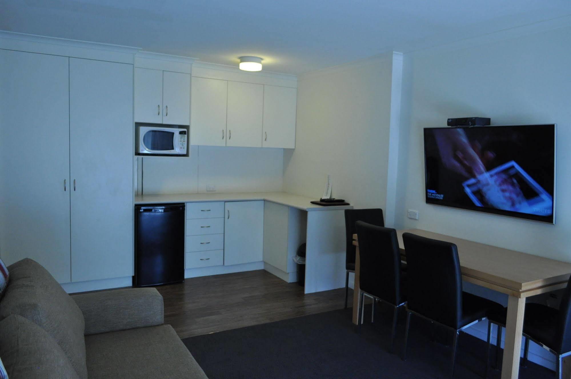 Albury Burvale Motor Inn Extérieur photo