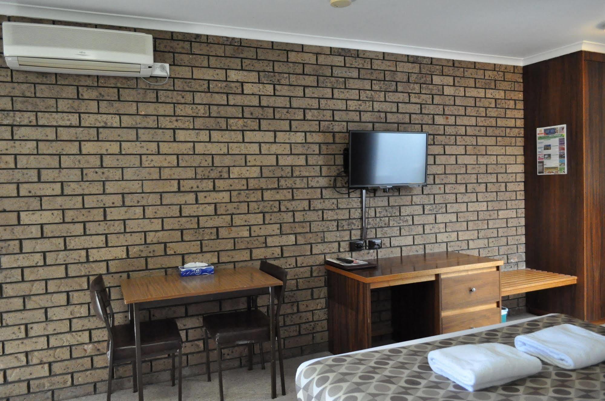 Albury Burvale Motor Inn Extérieur photo