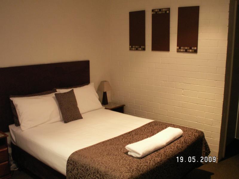 Albury Burvale Motor Inn Extérieur photo